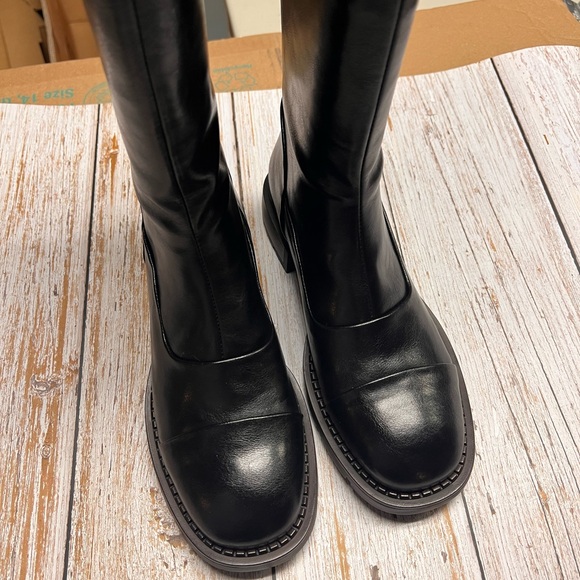 Black Leather Riding Boots - Picture 2 of 8